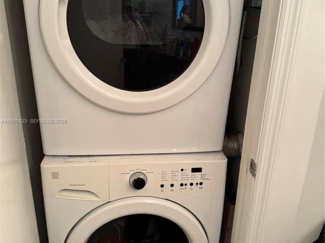 Apartment for rent  Unit #4307 - photo 7429857