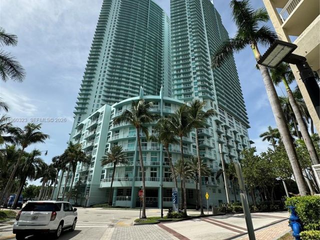 Apartment for rent  Unit #4307 - photo 7429859