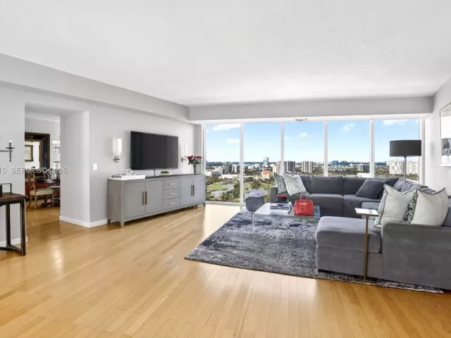 3-bedroom condo for sale in Aventura - 3370 Hidden Bay Dr 2715 - MondialRealty