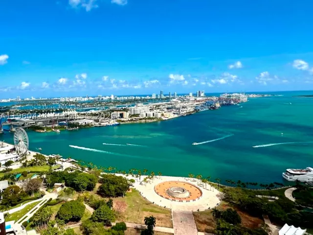 3-bedroom condo for sale in Miami -  - MondialRealty