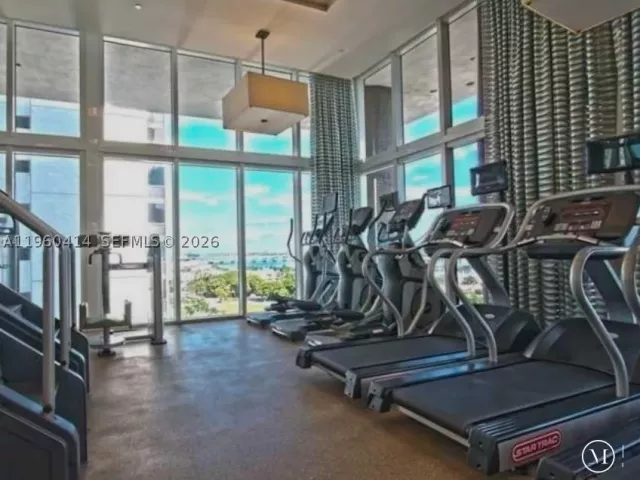 3-bedroom condo for sale in Miami -  - MondialRealty