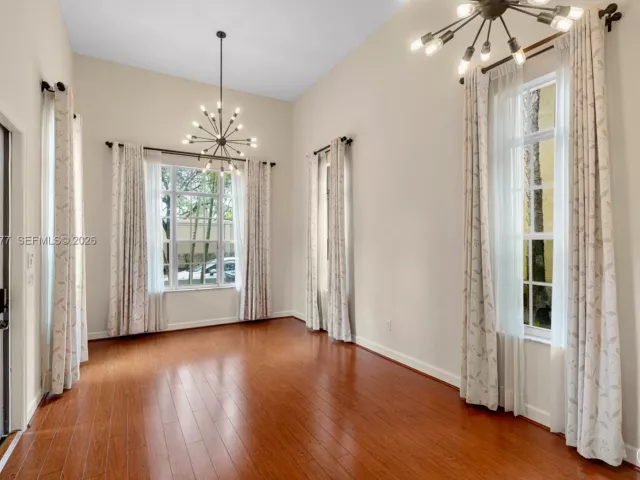 3-bedroom home for sale in Pembroke Pines - 839 SW 147th Ter 5 - MondialRealty