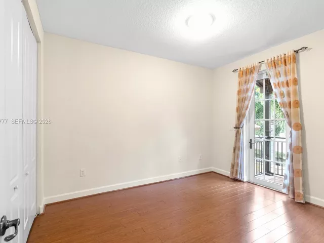 3-bedroom home for sale in Pembroke Pines - 839 SW 147th Ter 5 - MondialRealty