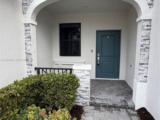 3-bedroom home for rent in Homestead - 28519 SW 134th Ct 28519 - MondialRealty