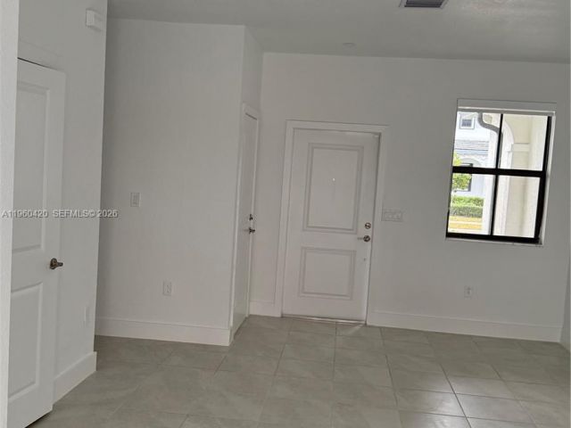 3-bedroom home for rent in Homestead - 28519 SW 134th Ct 28519 - MondialRealty