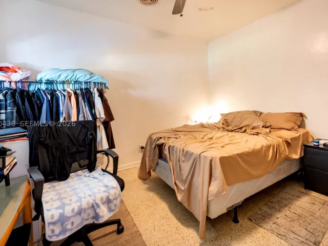 3-bedroom home for sale in Hallandale Beach - 600 SW 11th Ave - MondialRealty