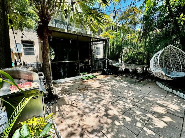 Home for rent at 1001 Three Islands Blvd 331 - photo 7353961