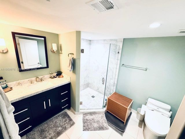 Apartment for sale  Unit #1009 - photo 7367505