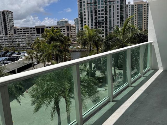 Apartment for sale  Unit #401 - photo 7368118