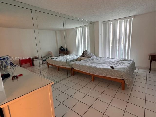 Apartment for sale  Unit #401 - photo 7368123