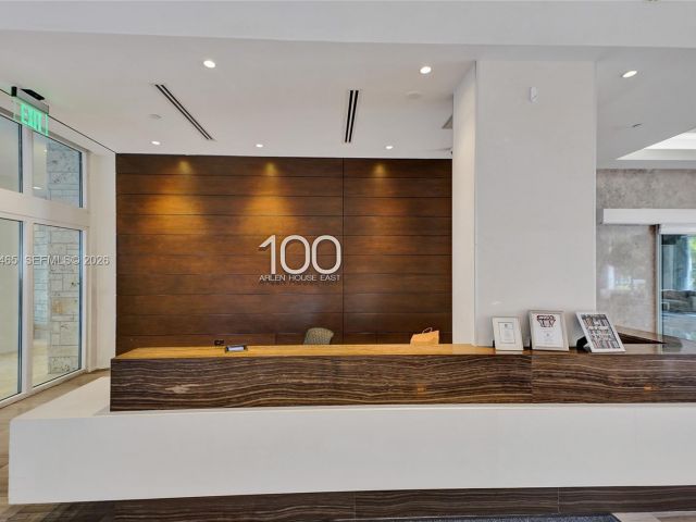 Apartment for sale  Unit #401 - photo 7368126