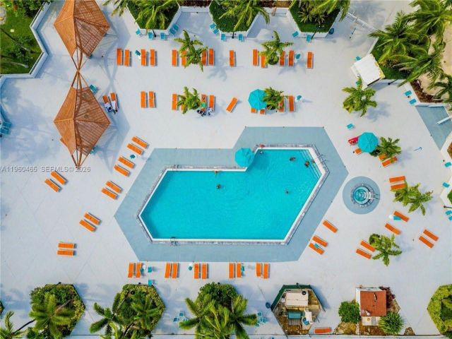 Apartment for sale  Unit #401 - photo 7368127