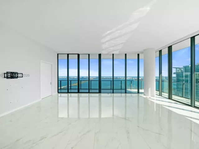 Apartment for rent  Unit #PH5101 - photo 7359991