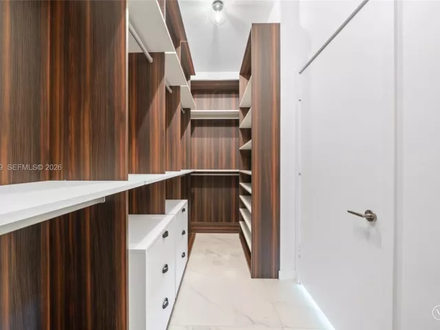 Apartment for rent  Unit #PH5101 - photo 7442223