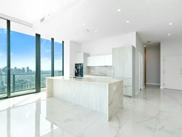 Apartment for rent  Unit #PH5101 - photo 7360000