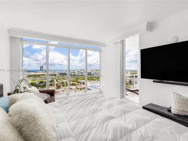 Apartment for sale  Unit #PH03 - photo 7367492