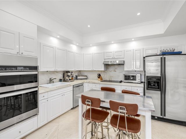 Apartment for sale  Unit #PH03 - photo 7367495