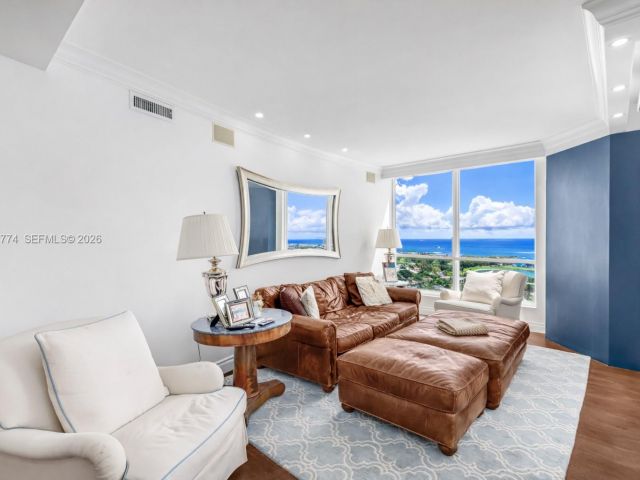 Apartment for sale  Unit #PH03 - photo 7367498