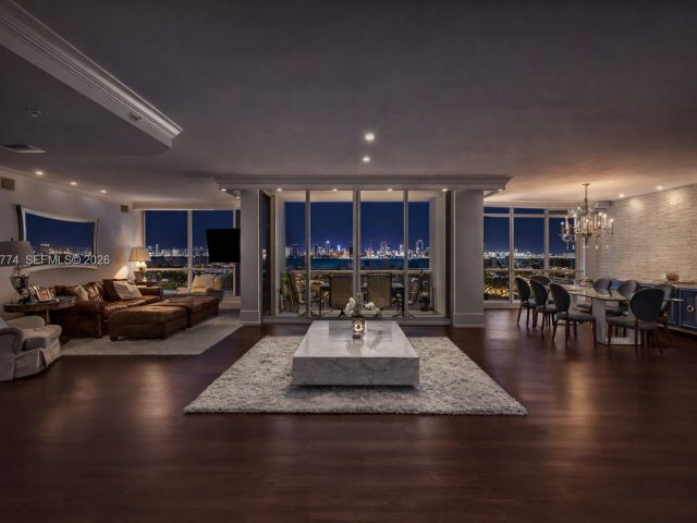 Apartment for sale  Unit #PH03 - photo 7367499