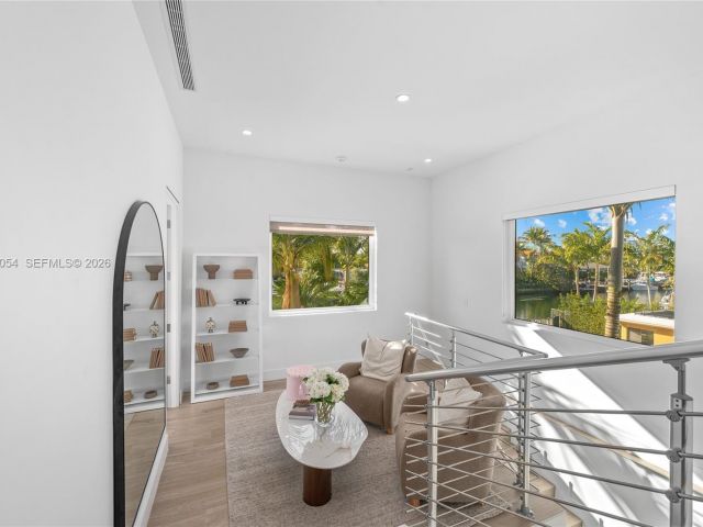 Home for sale at 12880 N Bayshore Dr - photo 7509689