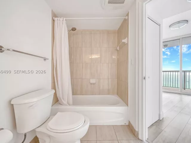 2-bedroom condo for sale in Miami - 1750 N Bayshore Dr 2001 - MondialRealty