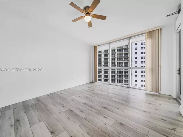 2-bedroom condo for sale in Miami - 1750 N Bayshore Dr 2001 - MondialRealty