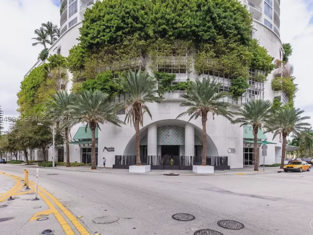 2-bedroom condo for sale in Miami - 1750 N Bayshore Dr 2001 - MondialRealty