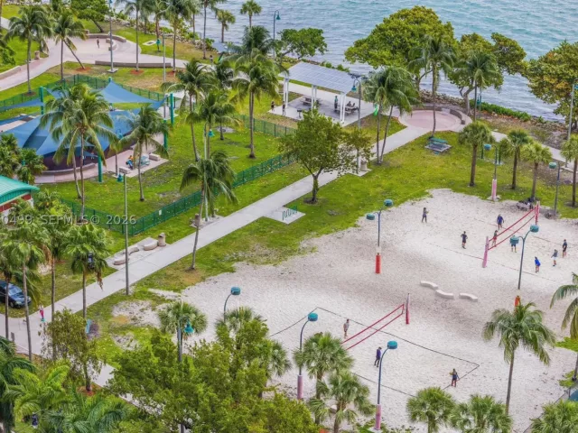 2-bedroom condo for sale in Miami - 1750 N Bayshore Dr 2001 - MondialRealty