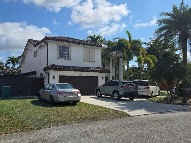 Home for sale at 14133 SW 152nd Ct - photo 7445448