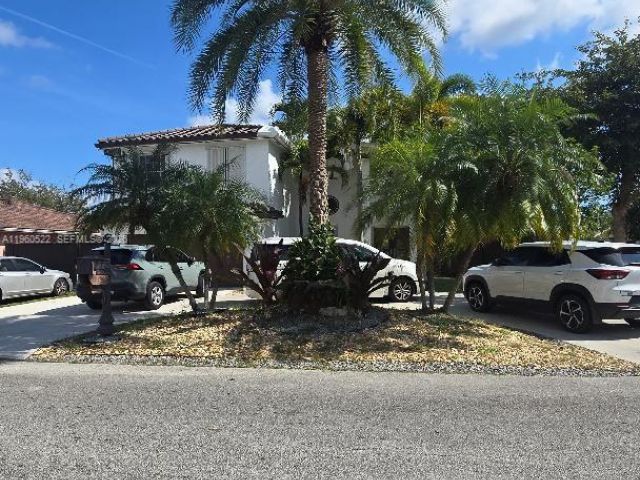 Home for sale at 14133 SW 152nd Ct - photo 7445456