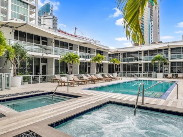 Apartment for sale  Unit #4907 - photo 7368063