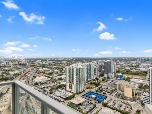 Apartment for sale  Unit #4907 - photo 7368065