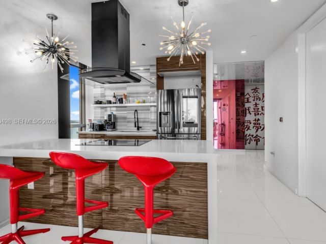 Apartment for sale  Unit #4907 - photo 7368069