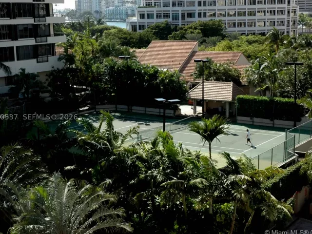 3-bedroom condo for sale in Miami - 540 Brickell Key Dr 505 - MondialRealty