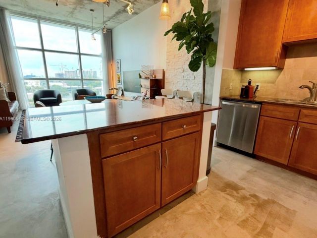 Apartment for rent  Unit #3608 - photo 7359398