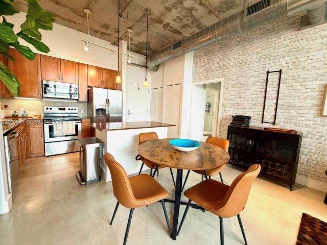 Apartment for rent  Unit #3608 - photo 7359405