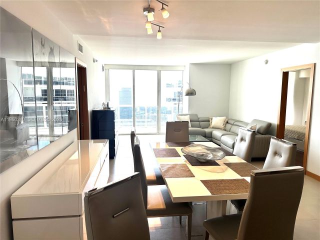 Apartment for rent  Unit #4404 - photo 7412362