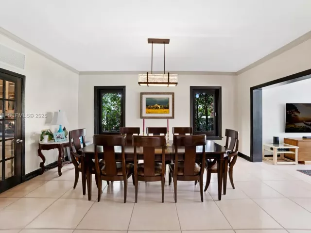 5-bedroom home for sale in Miami Beach - 6491 Allison Rd - MondialRealty