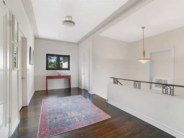 5-bedroom home for sale in Miami Beach - 6491 Allison Rd - MondialRealty