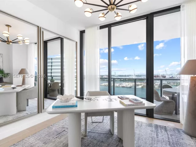 3-bedroom condo for sale in Miami Beach - 500 Alton 2203 - MondialRealty