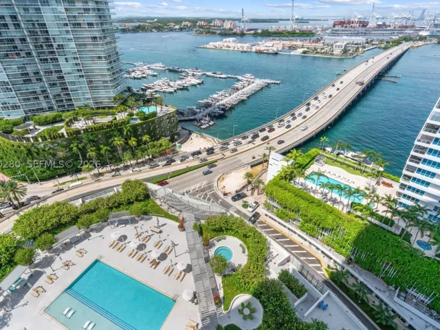 3-bedroom condo for sale in Miami Beach - 500 Alton 2203 - MondialRealty