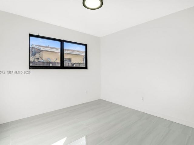 Home for sale at 528 NW 3rd Ct - photo 7376371