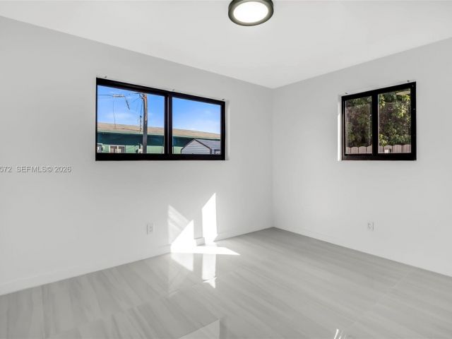 Home for sale at 528 NW 3rd Ct - photo 7376373