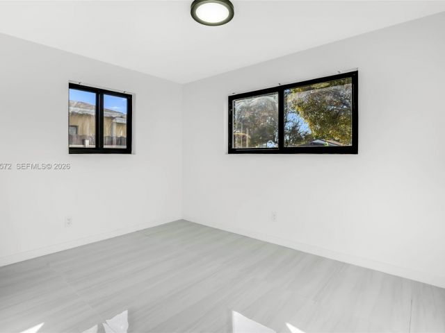 Home for sale at 528 NW 3rd Ct - photo 7376377