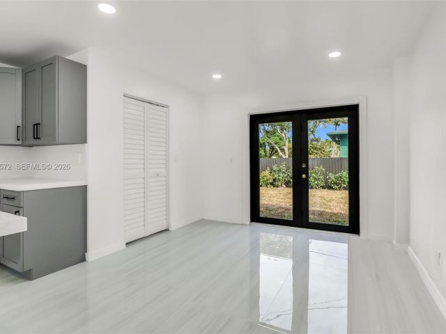 Home for sale at 528 NW 3rd Ct - photo 7376381