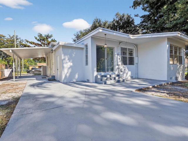 Home for sale at 870 NE 144th St - photo 7365634