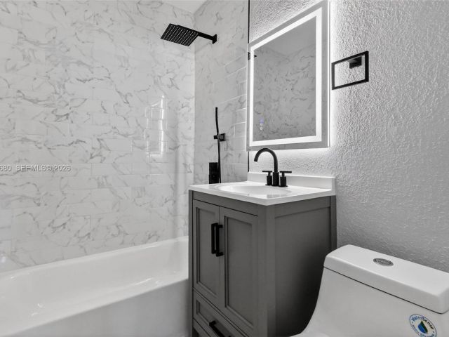 Home for sale at 870 NE 144th St - photo 7365637