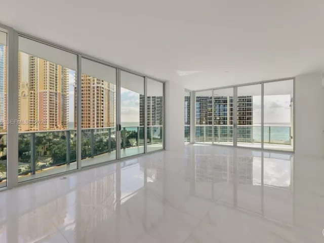 2-bedroom condo for sale in Sunny Isles Beach - 17550 Collins Ave 505 - MondialRealty