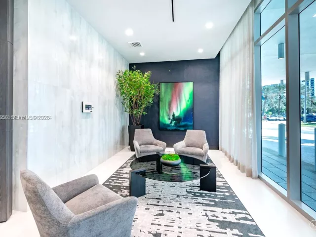 2-bedroom condo for sale in Sunny Isles Beach - 17550 Collins Ave 505 - MondialRealty