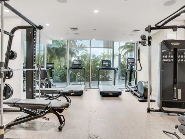 2-bedroom condo for sale in Sunny Isles Beach - 17550 Collins Ave 505 - MondialRealty